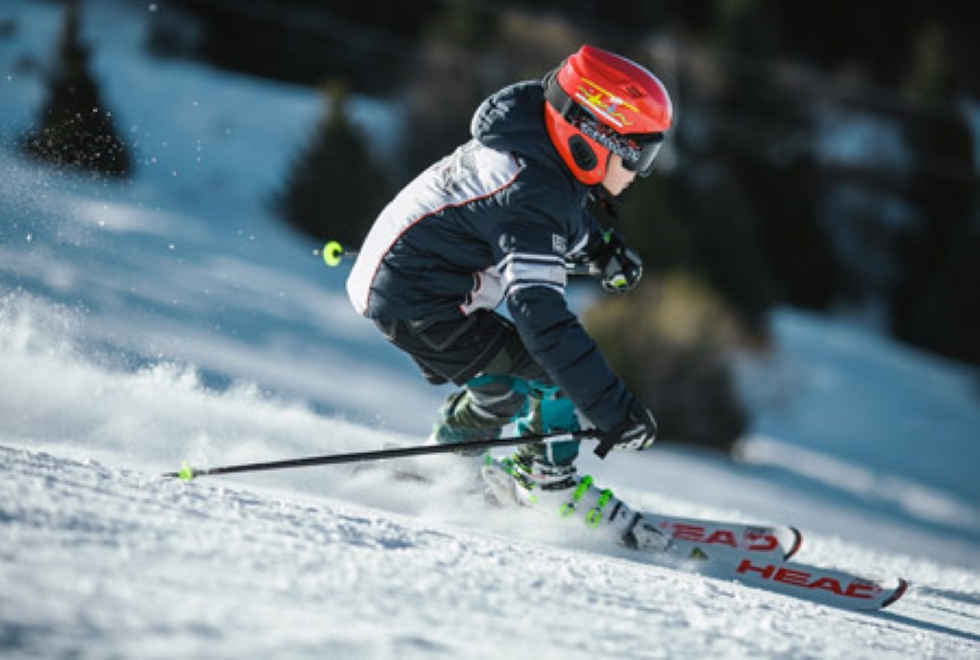 Windproof Membrane and Smart Heating Technology Join Forces: A New Era of Warmth for Outdoor Adventures